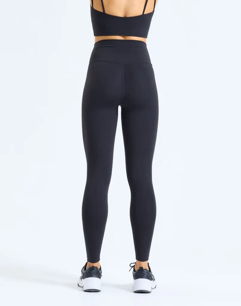 TR651_02_BLACK.webp