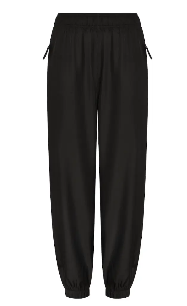 JC281_JetBlack_FRONT.webp