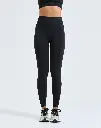 TR215_00_BLACK.webp